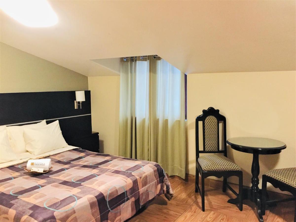 Hostal Carlos Tenaud ลิมา ภายนอก รูปภาพ