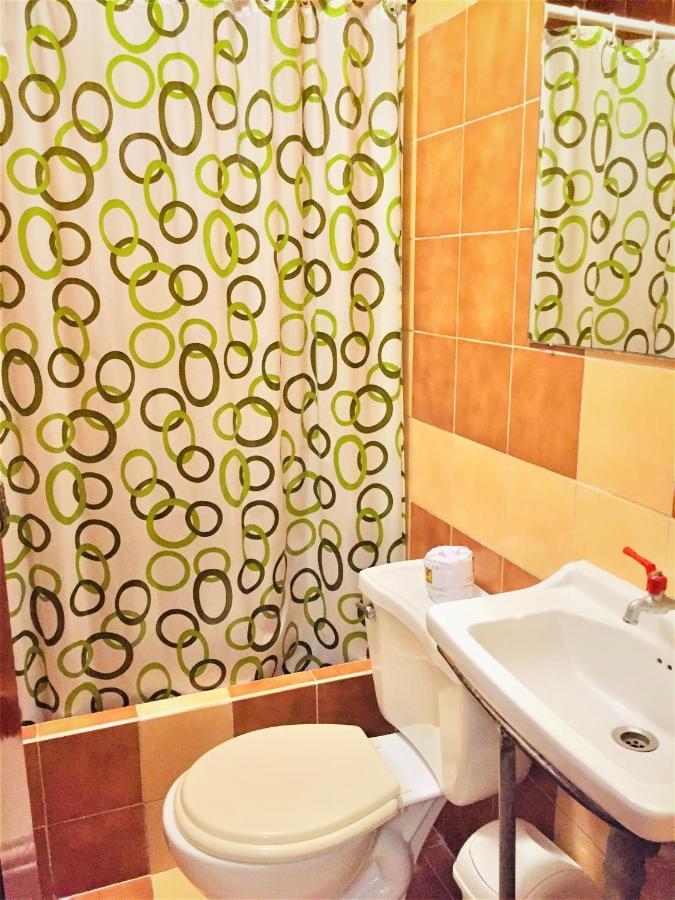 Hostal Carlos Tenaud ลิมา ภายนอก รูปภาพ