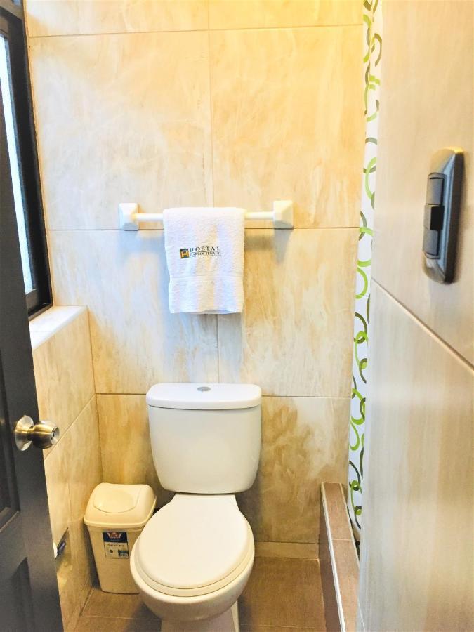 Hostal Carlos Tenaud ลิมา ภายนอก รูปภาพ