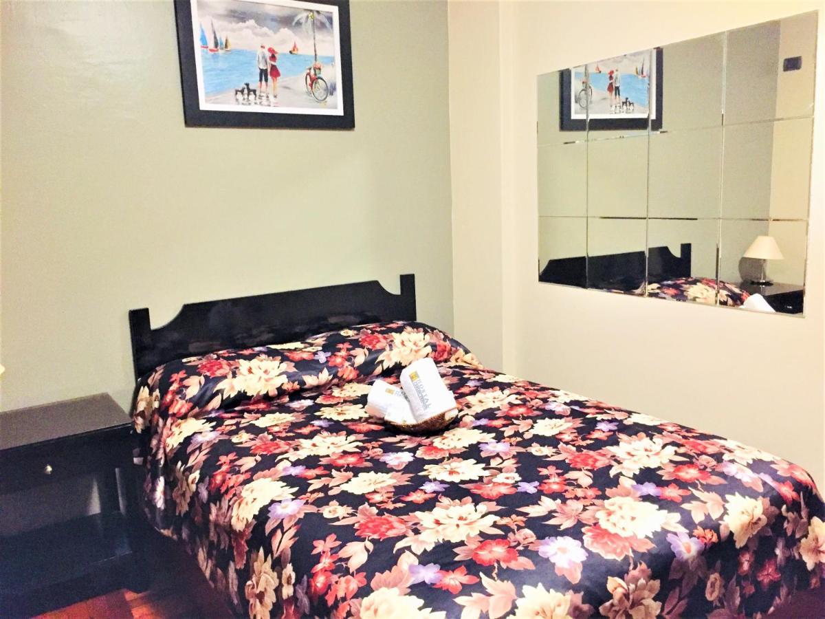 Hostal Carlos Tenaud ลิมา ภายนอก รูปภาพ