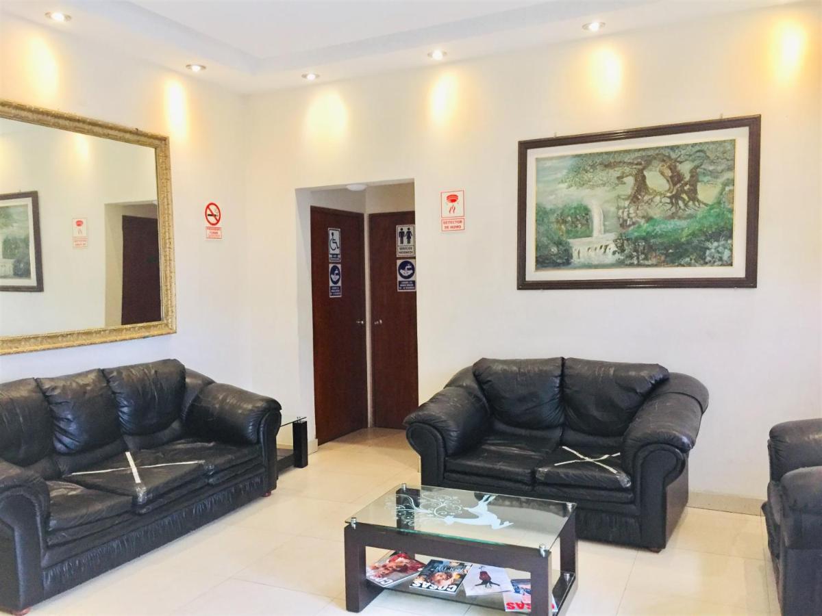 Hostal Carlos Tenaud ลิมา ภายนอก รูปภาพ