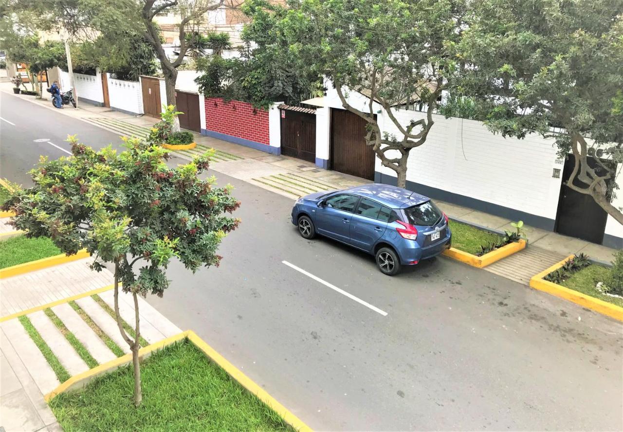 Hostal Carlos Tenaud ลิมา ภายนอก รูปภาพ