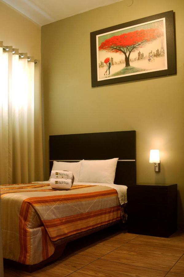 Hostal Carlos Tenaud ลิมา ภายนอก รูปภาพ